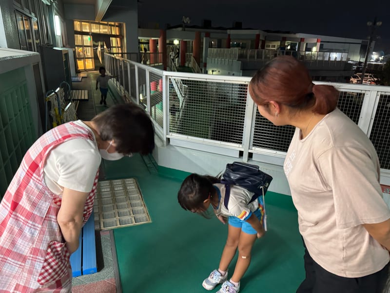 先生と「さようなら」のごあいさつ